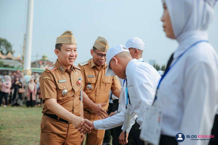 Praja IPDN: Pengertian, Peran, dan Prospek Karier