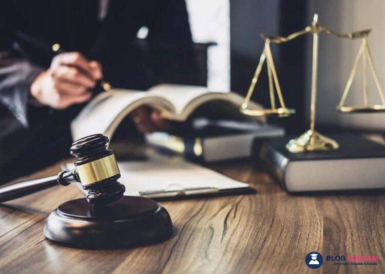 Apa yang Dimaksud dengan Perlindungan dan Penegakan Hukum?